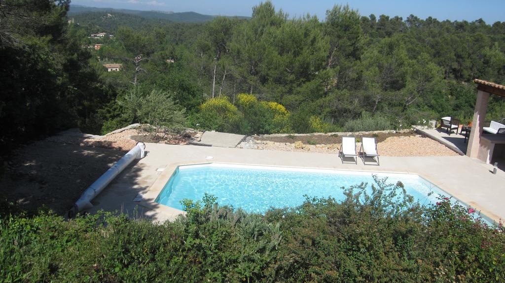 Les Hauts Des Materonnes Tourves Екстериор снимка