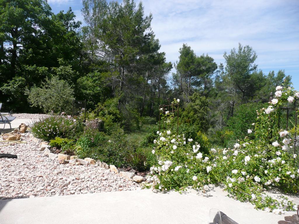 Les Hauts Des Materonnes Tourves Екстериор снимка